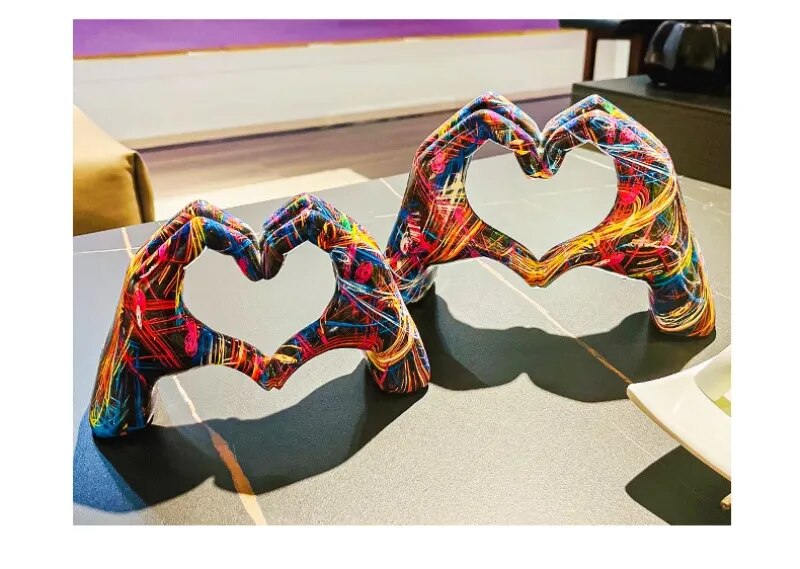 Colorful Black White Red Universal Love Gesture Resin Craft Home Decor Hands Status Sculpture Artwork for Room Decor