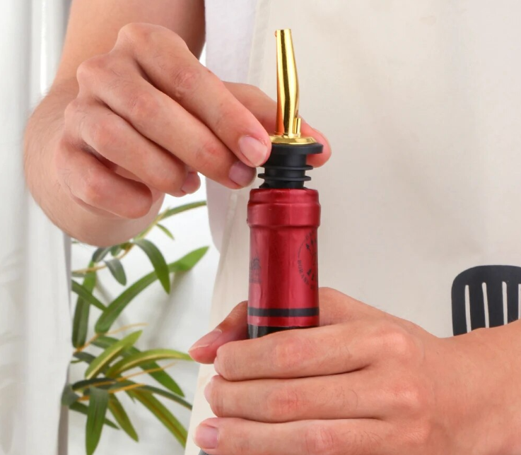 1-4PCS Stainless Steel Liquor Bottle Spouts with Wine Cocktail Glass