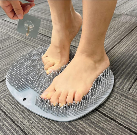 Shower Foot Scrubber Mat Back Washer Back Exfoliating Bath Wash Pad Wall Mounted Slip Suction Cups Foot Scrubber for Use in Shower Cups Foot Back Body Cleaner for Men and Women 2 Pack
