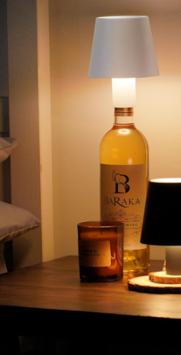 Creative Portable Dimmable Wireless Wine Liquor Bottle Waterproof Touch Desk Lamp with Color Lights for Restaurants Clubs Bars